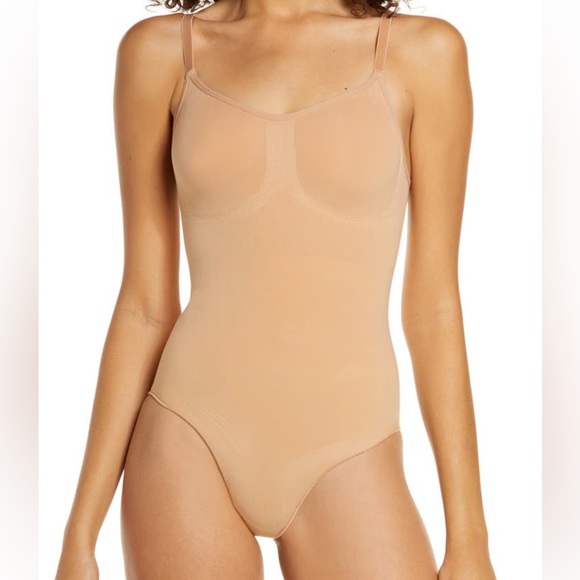 SKIMS Intimates & Sleepwear Skims Sculpting Bodysuit W Snaps Poshmark